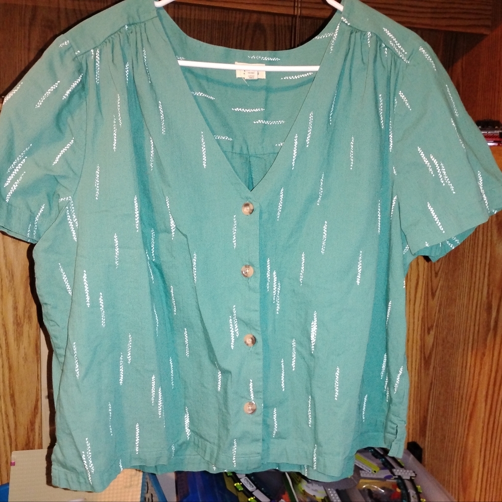 Green Button-Up Top Ana A New Aproch